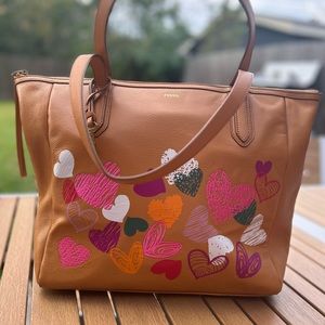 Fossil heart leather tote